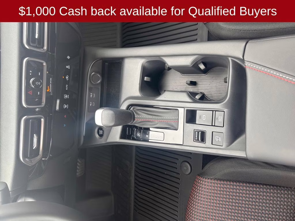 2026 Aspen White/Super Black Nissan Sentra SR FWD Sedan