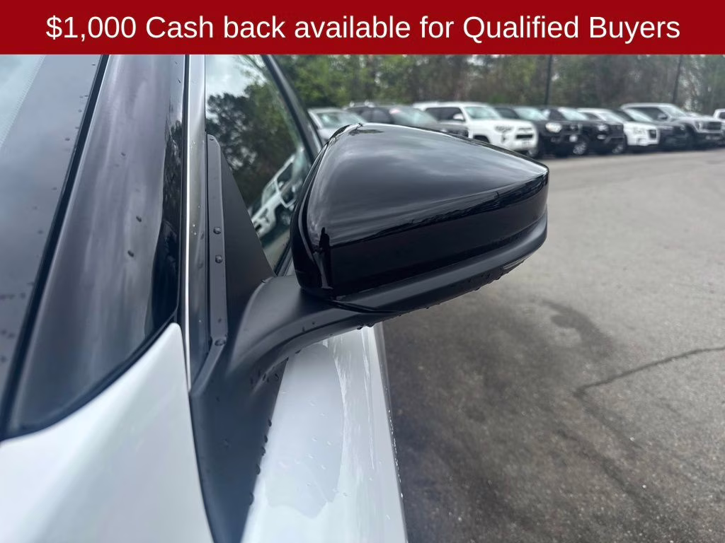 2026 Aspen White/Super Black Nissan Sentra SR FWD Sedan