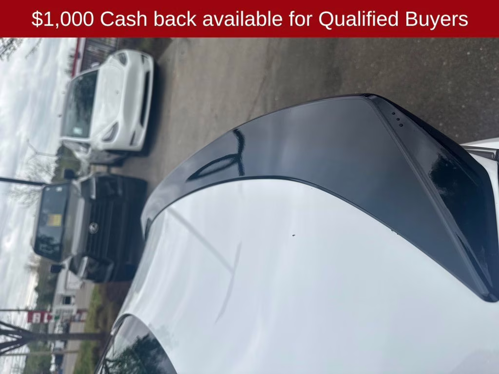 2026 Aspen White/Super Black Nissan Sentra SR FWD Sedan