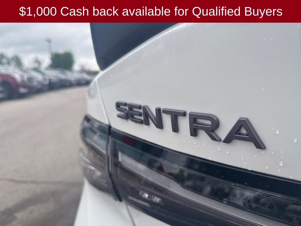 2026 Aspen White/Super Black Nissan Sentra SR FWD Sedan
