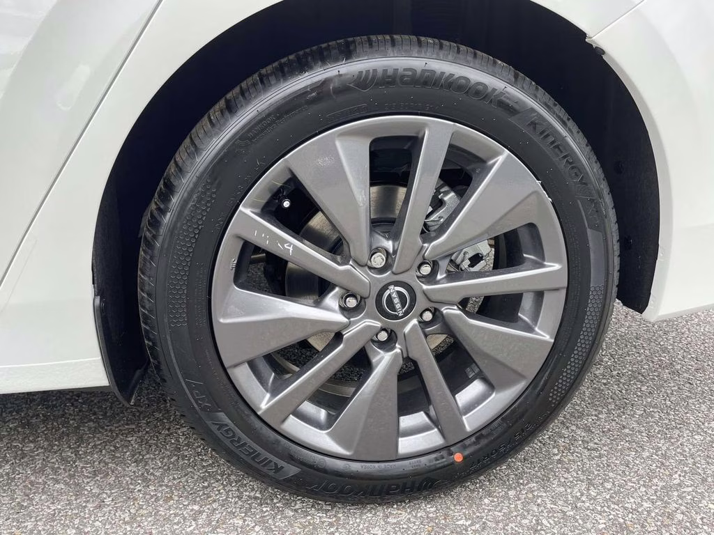 2026 Aspen White Tricoat Nissan Sentra SL FWD Sedan