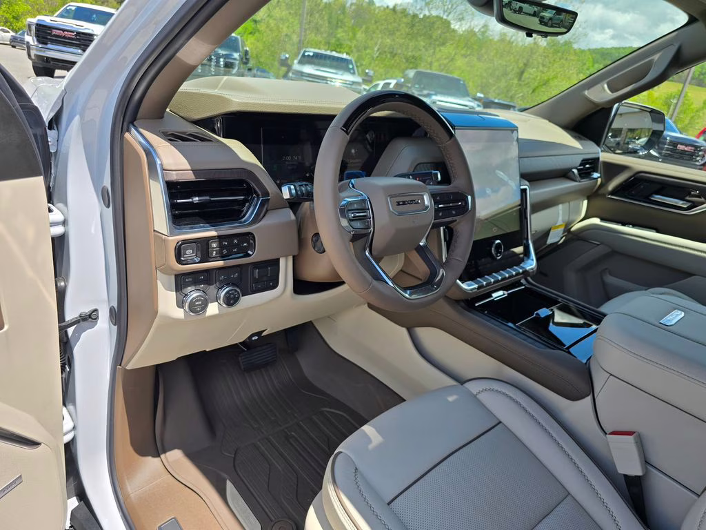 2026 Glacier White Tricoat GMC Yukon Denali 4X4 SUV