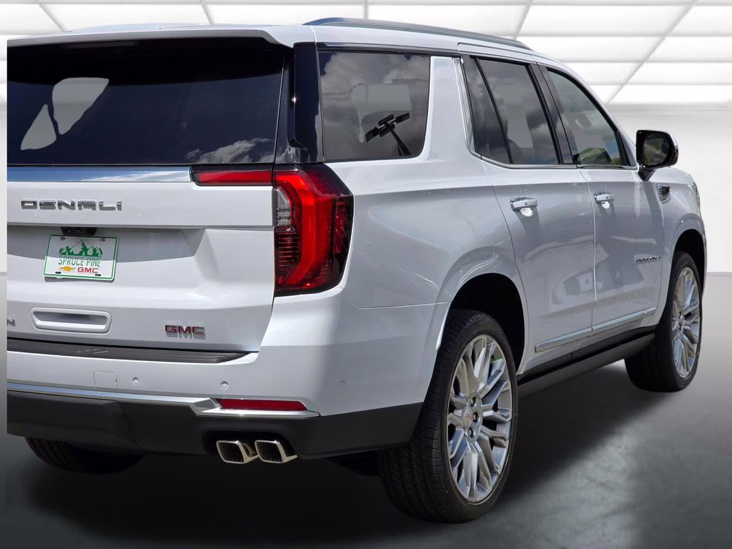 2026 Glacier White Tricoat GMC Yukon Denali 4X4 SUV