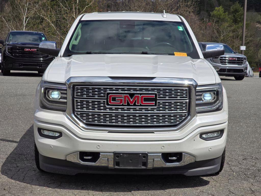 2018 White Frost Tricoat GMC Sierra 1500 Denali 4X4 Truck