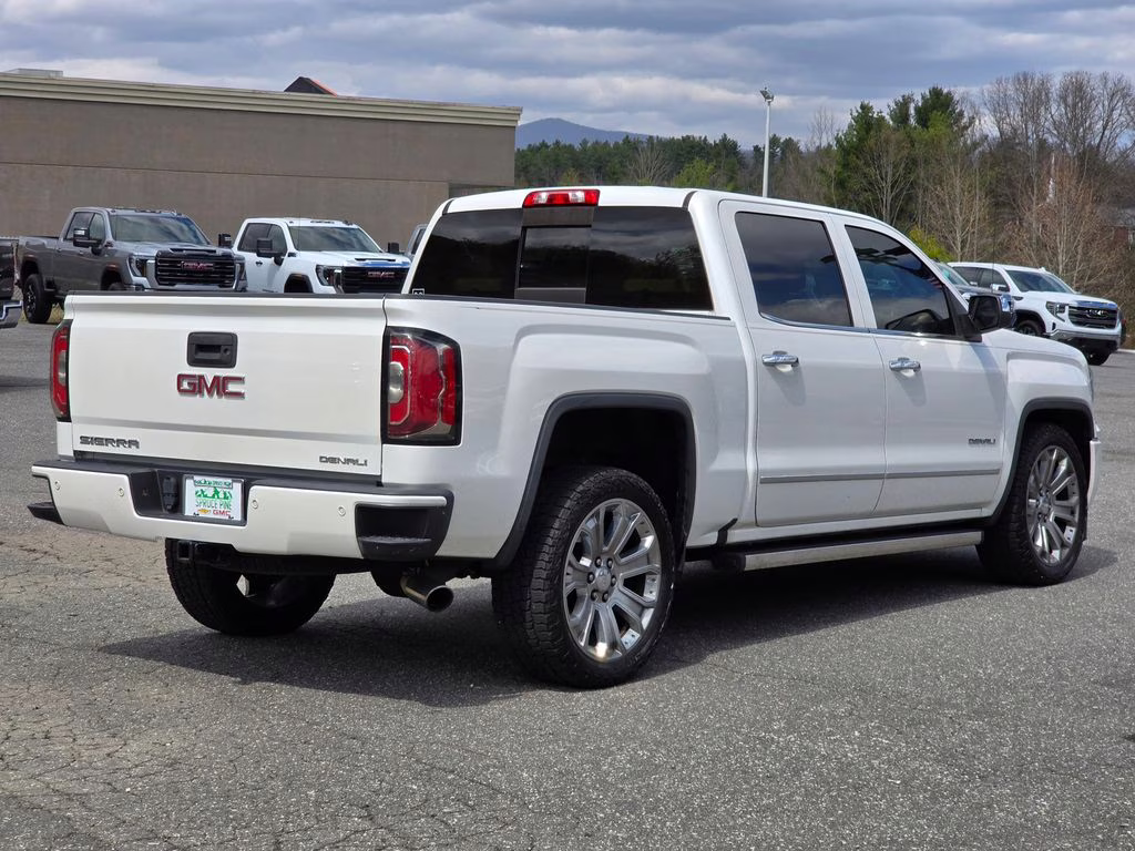 2018 White Frost Tricoat GMC Sierra 1500 Denali 4X4 Truck