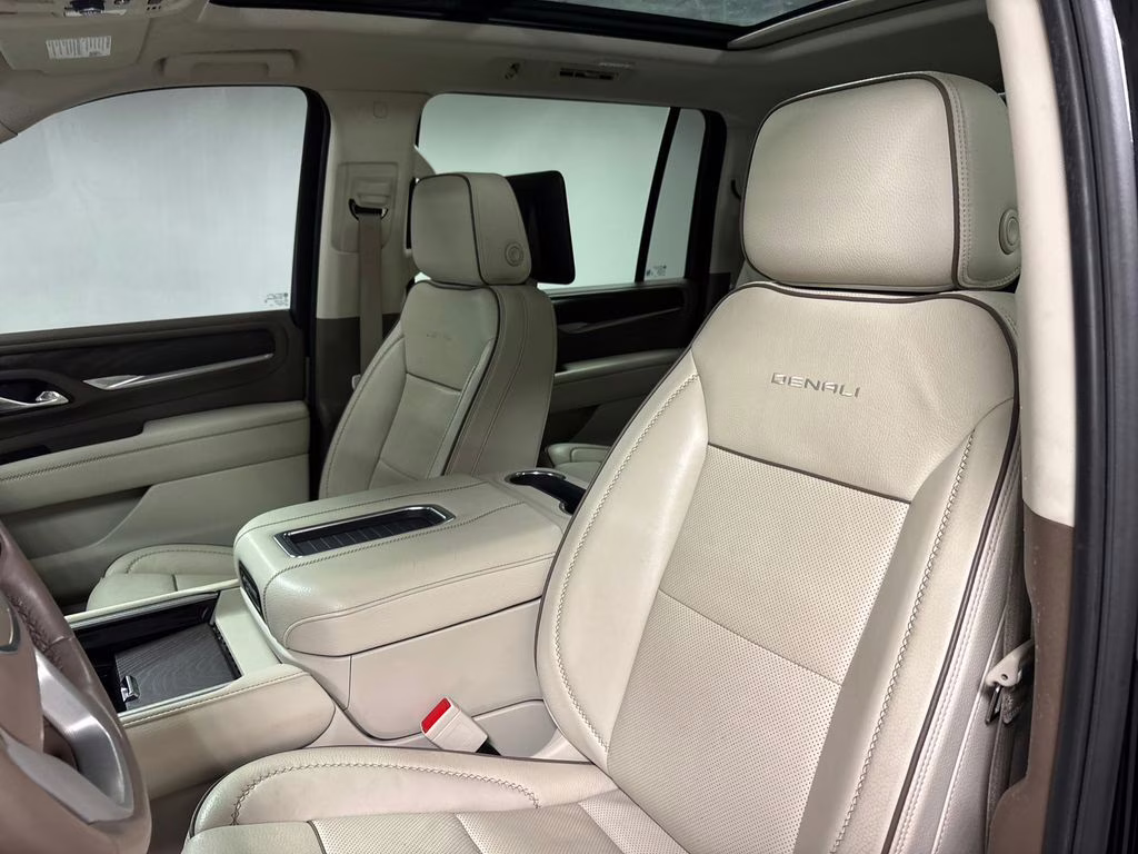 2023 Onyx Black GMC Yukon XL Denali 4X4 SUV