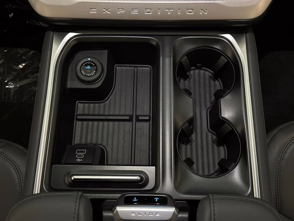 2026 Glacier Gray Metallic Tri-Coat Ford Expedition Max Active RWD SUV