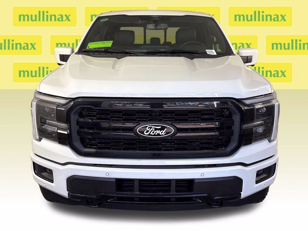 2026 White Ford F-150 Lariat 4X4 Truck
