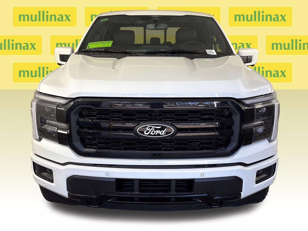 2026 Star White Metallic Tri-Coat Ford F-150 Lariat 4X4 Truck