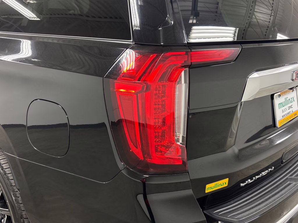 2023 Onyx Black GMC Yukon XL Denali 4X4 SUV