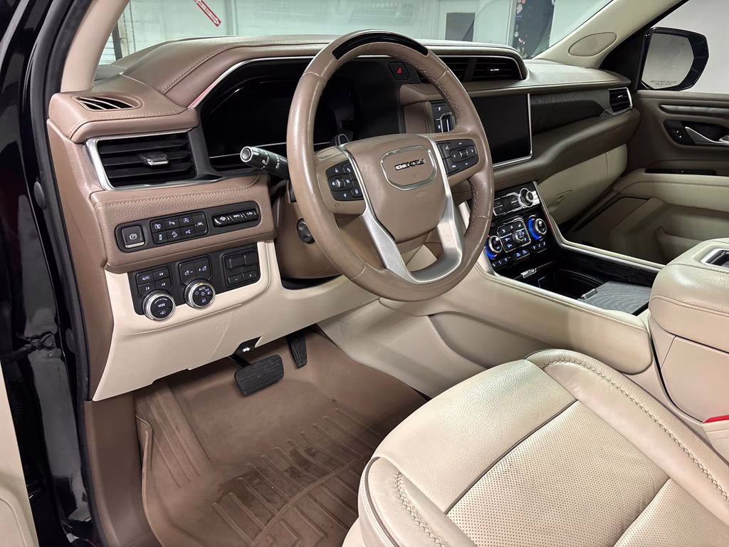 2023 Onyx Black GMC Yukon XL Denali 4X4 SUV