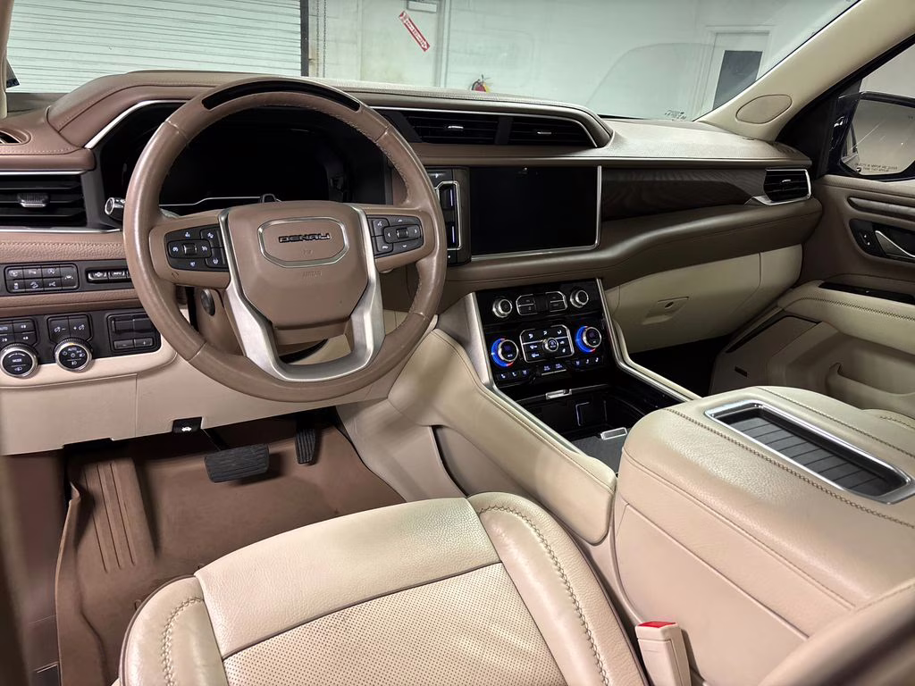 2023 Onyx Black GMC Yukon XL Denali 4X4 SUV