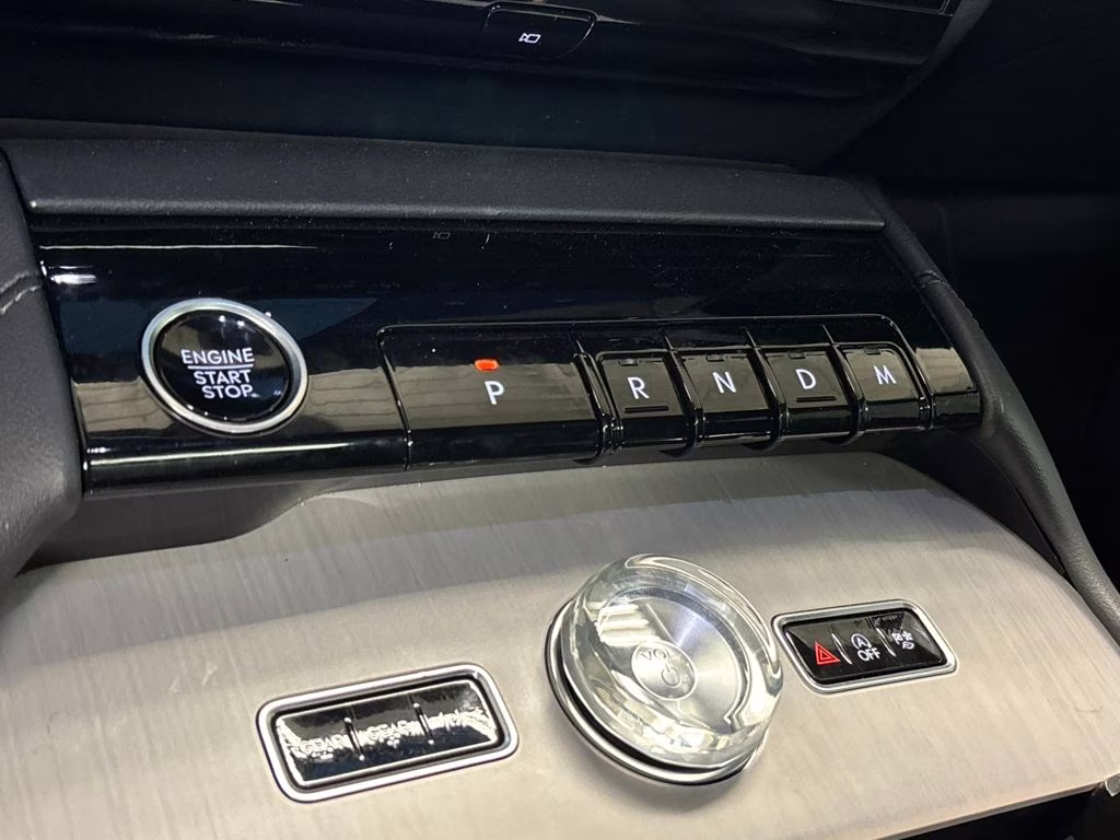 2025 Black Metallic Lincoln Navigator Reserve 4X4 SUV