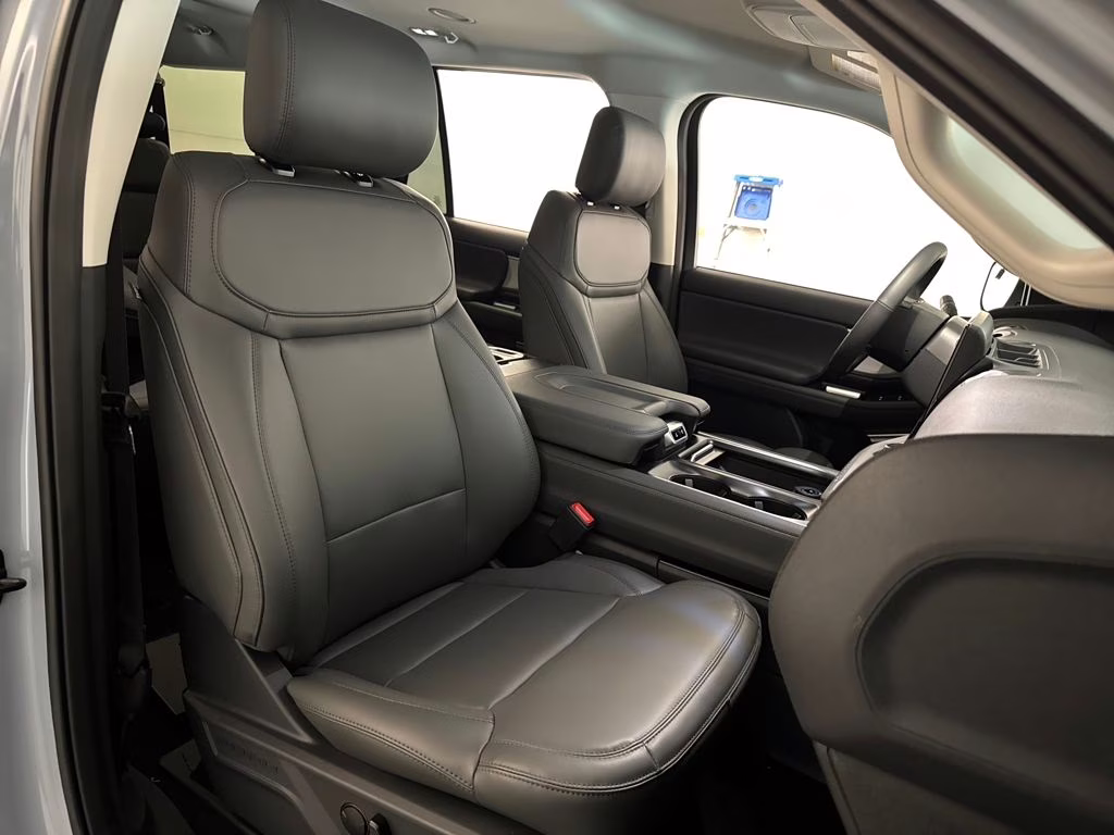 2026 Glacier Gray Metallic Tri-Coat Ford Expedition Max Active RWD SUV