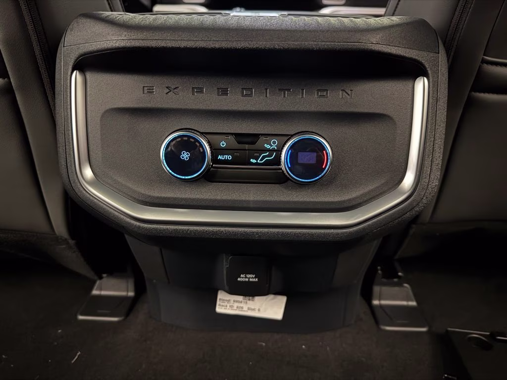 2026 Glacier Gray Metallic Tri-Coat Ford Expedition Max Active RWD SUV