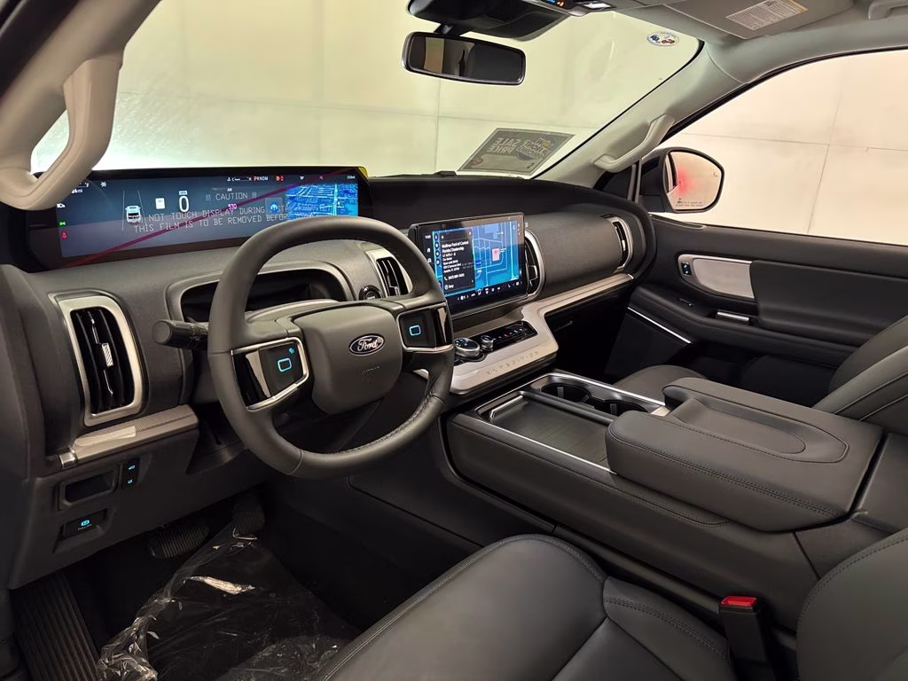 2026 Glacier Gray Metallic Tri-Coat Ford Expedition Max Active RWD SUV