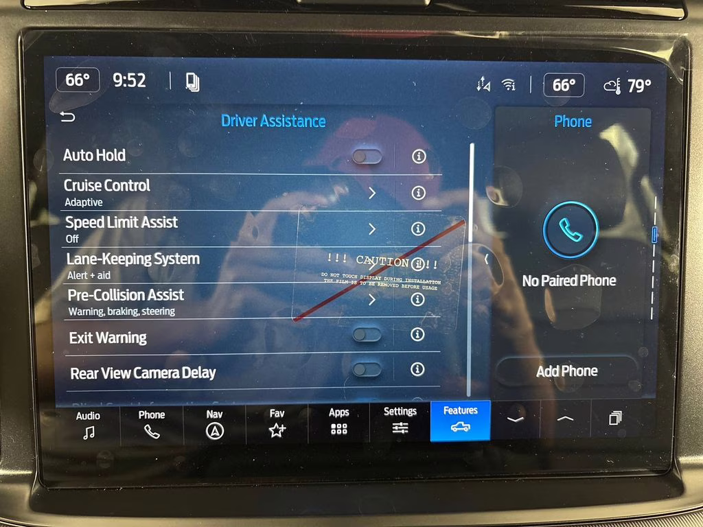 2026 Star White Metallic Tri-Coat Ford F-150 Lariat 4X4 Truck