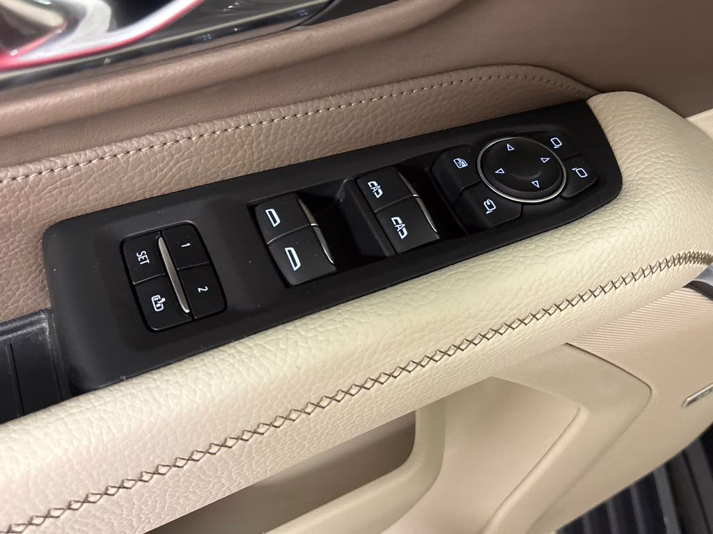 2023 Onyx Black GMC Yukon XL Denali 4X4 SUV