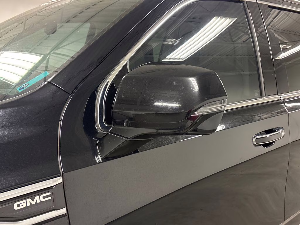 2023 Onyx Black GMC Yukon XL Denali 4X4 SUV