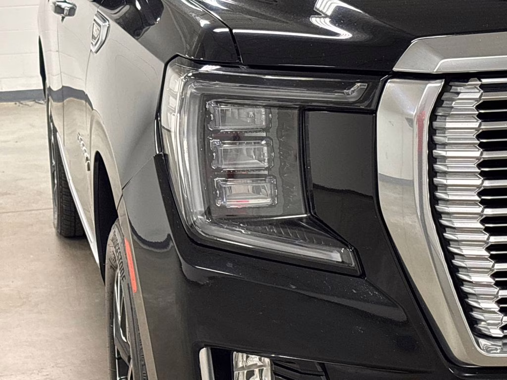 2023 Onyx Black GMC Yukon XL Denali 4X4 SUV