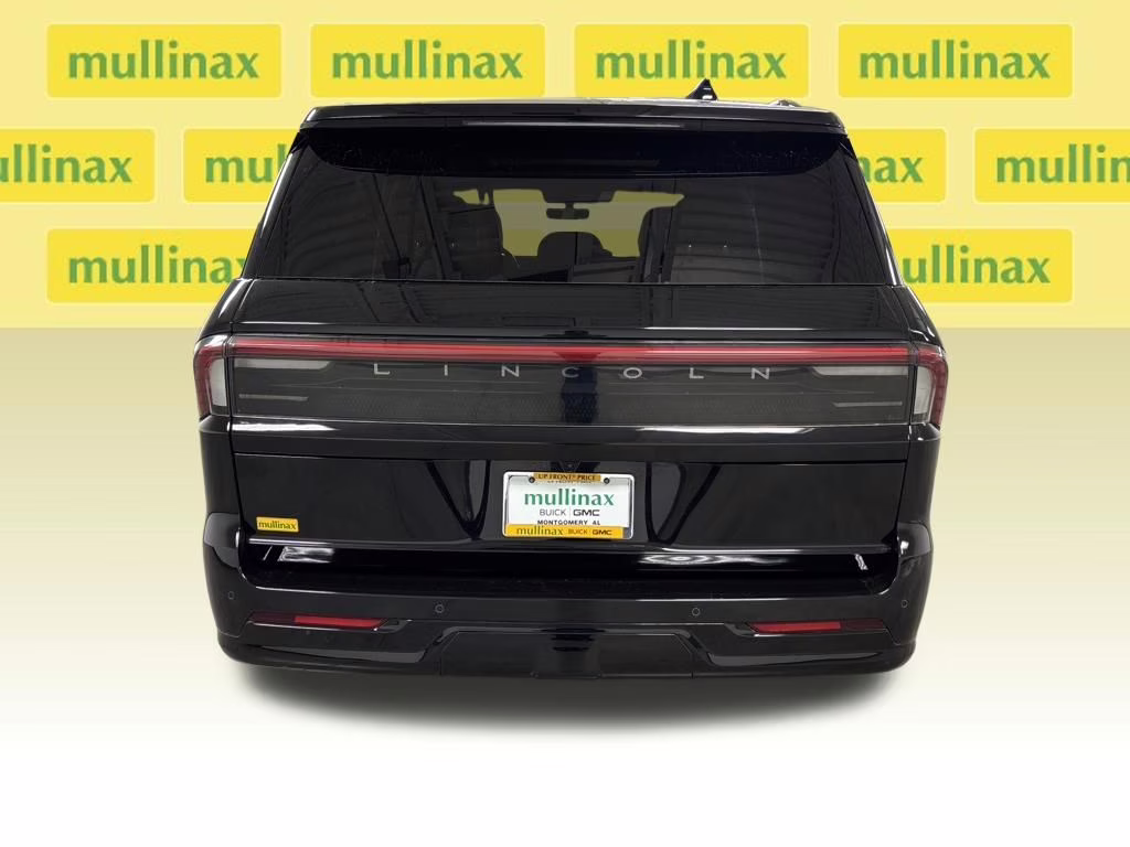 2025 Black Metallic Lincoln Navigator Reserve 4X4 SUV