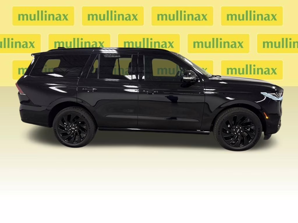 2025 Black Metallic Lincoln Navigator Reserve 4X4 SUV