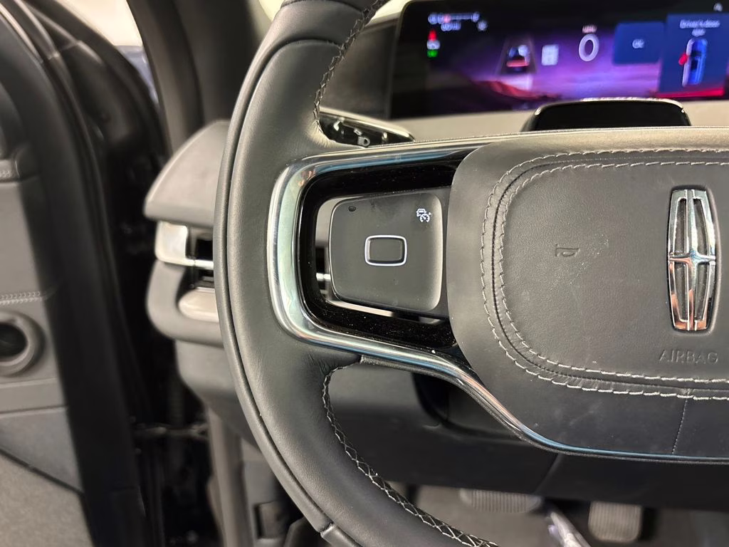 2025 Black Metallic Lincoln Navigator Reserve 4X4 SUV