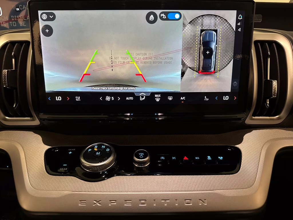 2026 Glacier Gray Metallic Tri-Coat Ford Expedition Max Active RWD SUV