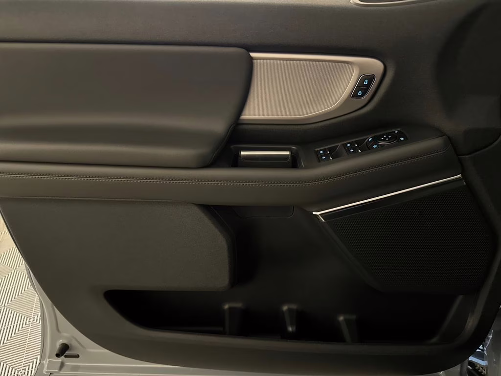 2026 Glacier Gray Metallic Tri-Coat Ford Expedition Max Active RWD SUV