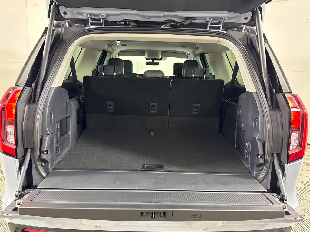 2026 Glacier Gray Metallic Tri-Coat Ford Expedition Max Active RWD SUV