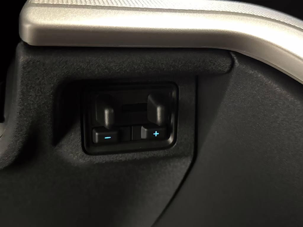 2026 Glacier Gray Metallic Tri-Coat Ford Expedition Max Active RWD SUV