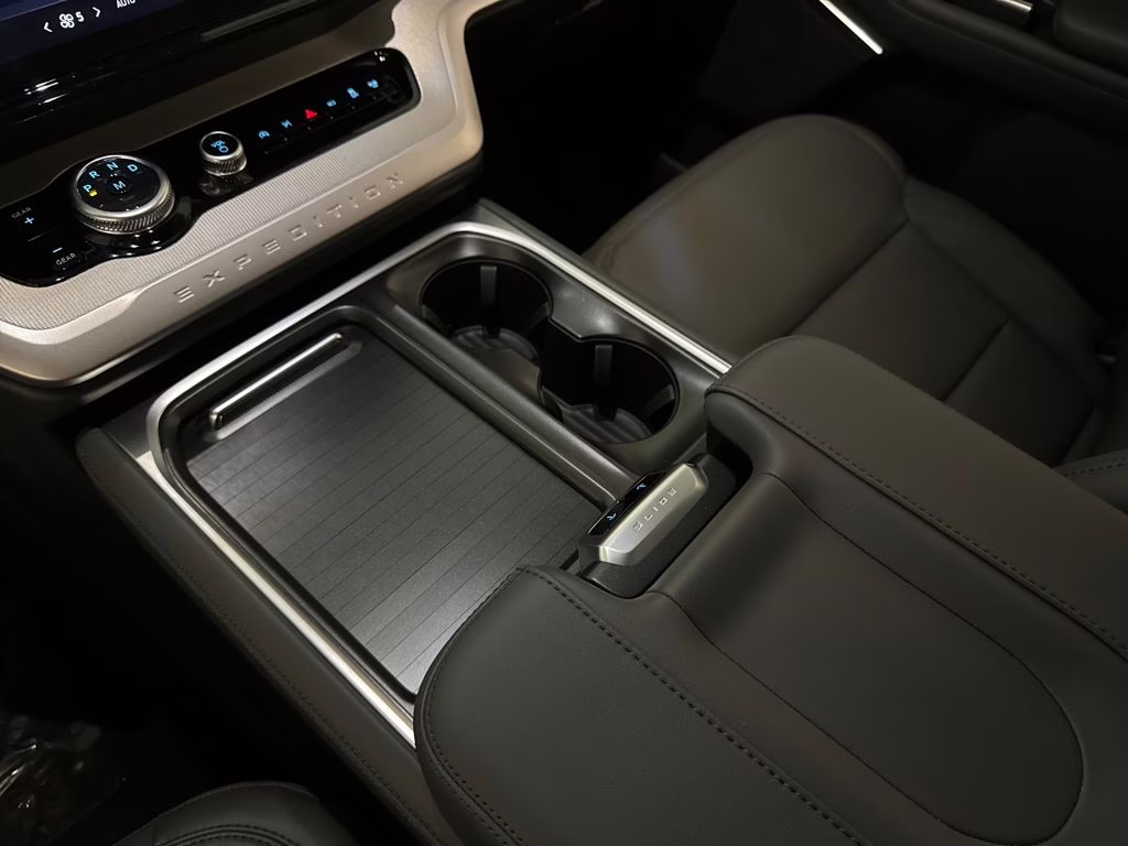 2026 Glacier Gray Metallic Tri-Coat Ford Expedition Max Active RWD SUV