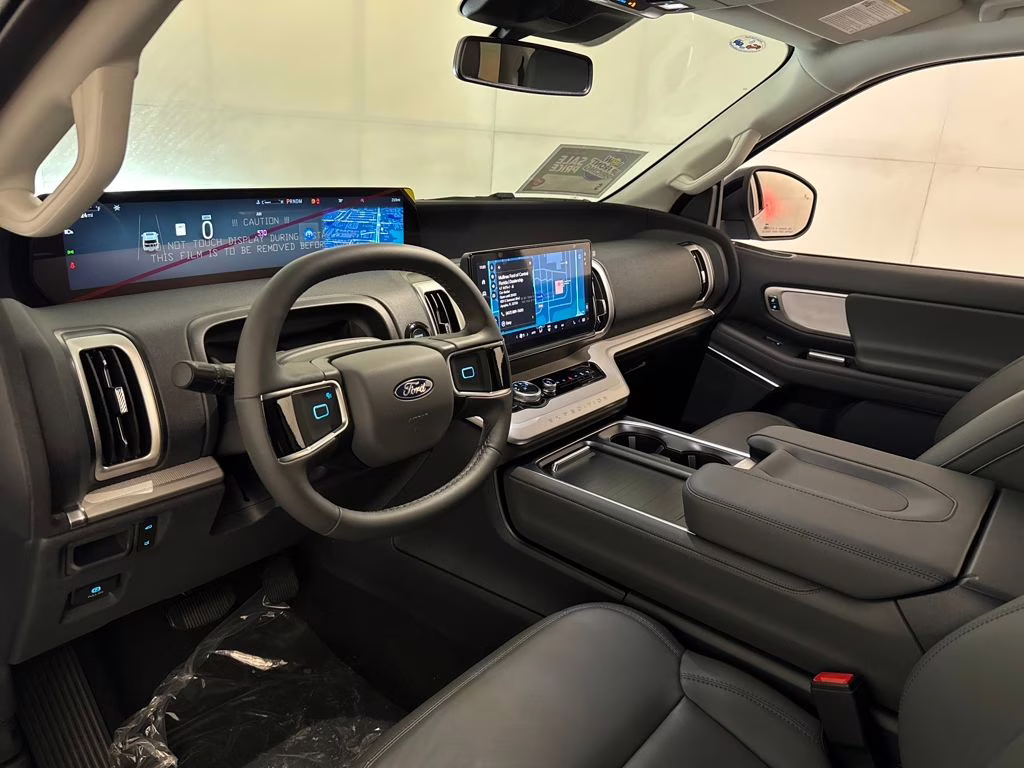 2026 Glacier Gray Metallic Tri-Coat Ford Expedition Max Active RWD SUV