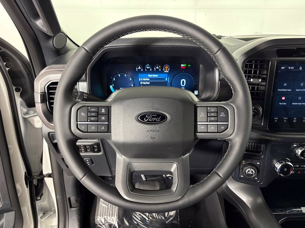 2026 Star White Metallic Tri-Coat Ford F-150 Lariat 4X4 Truck