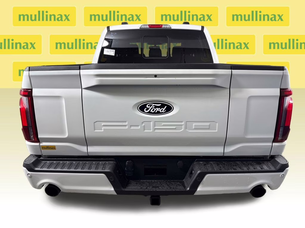 2026 Star White Metallic Tri-Coat Ford F-150 Lariat 4X4 Truck