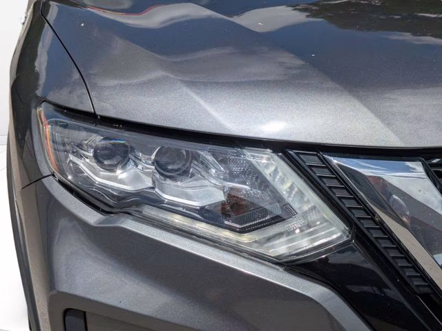 2019 Gun Metallic Nissan Rogue SL AWD SUV