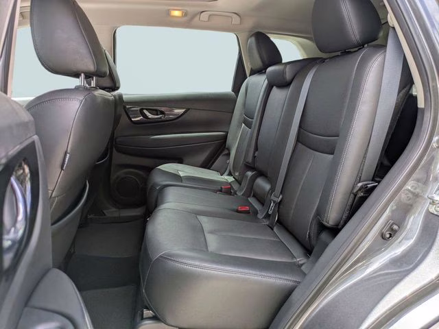 2019 Gun Metallic Nissan Rogue SL AWD SUV