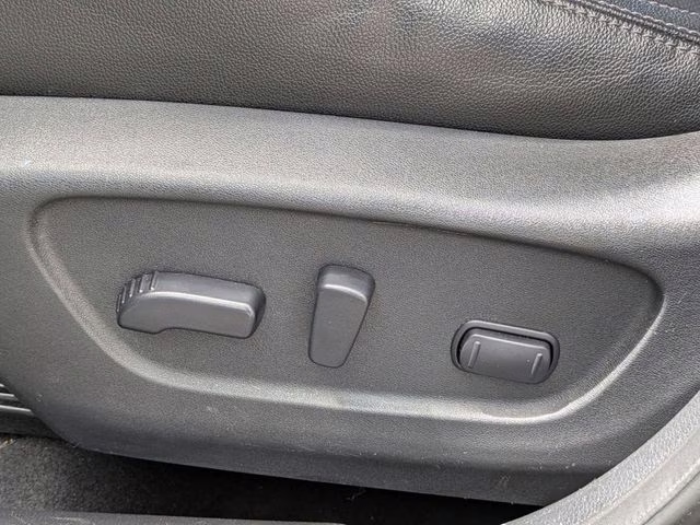 2019 Gun Metallic Nissan Rogue SL AWD SUV