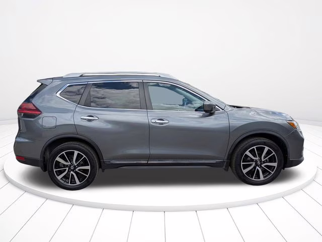 2019 Gun Metallic Nissan Rogue SL AWD SUV