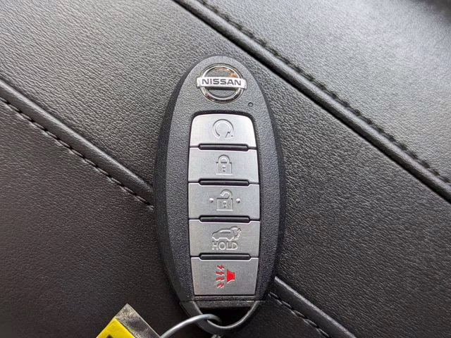 2019 Gun Metallic Nissan Rogue SL AWD SUV