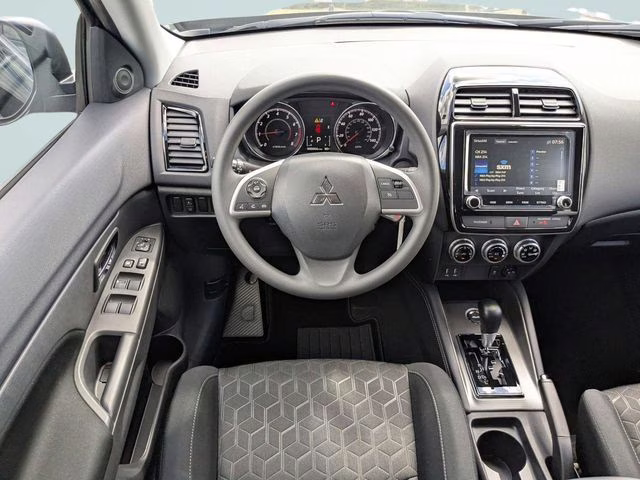 2026 Labrador Black Pearl Mitsubishi Outlander Sport 2.0 ES 4X4 SUV