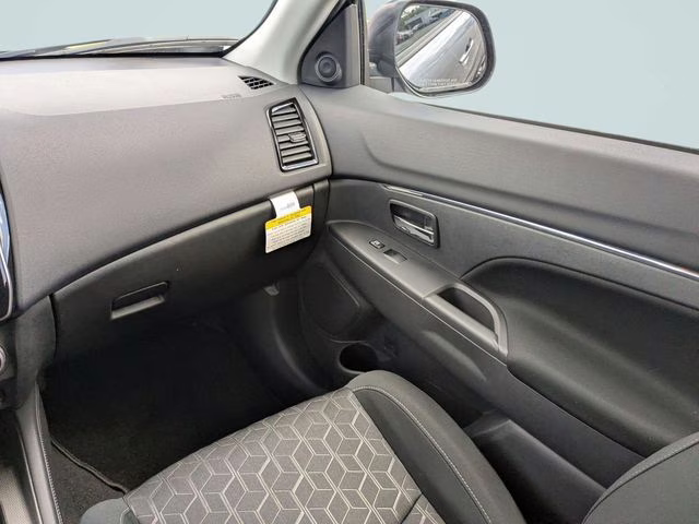 2026 Mercury Gray Metallic Mitsubishi Outlander Sport 2.0 ES 4X4 SUV