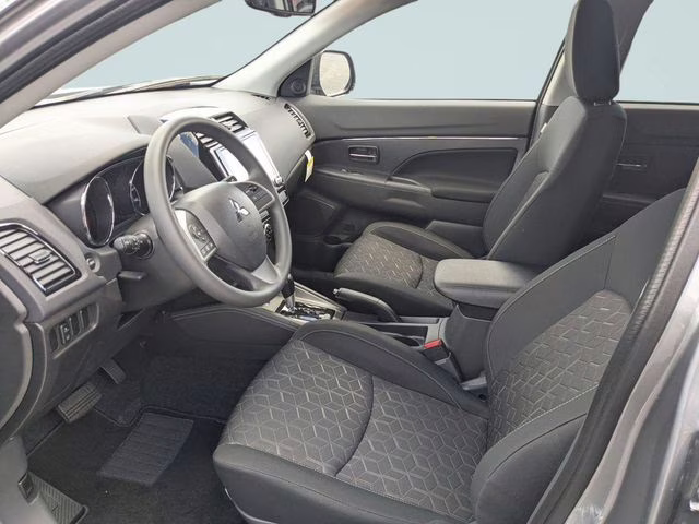 2026 Mercury Gray Metallic Mitsubishi Outlander Sport 2.0 ES 4X4 SUV