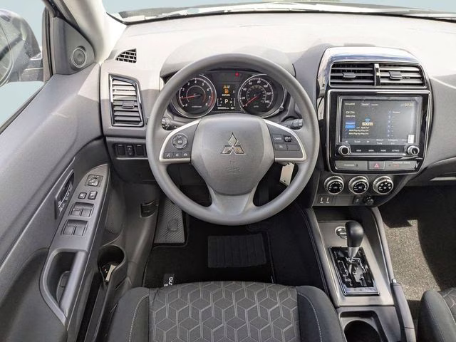 2026 Labrador Black Pearl Mitsubishi Outlander Sport 2.0 ES 4X4 SUV