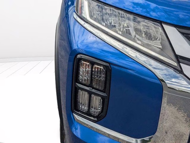 2026 Octane Blue Metallic Mitsubishi Outlander Sport 2.0 S 4X4 SUV