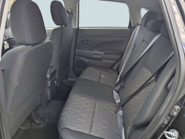 2026 Labrador Black Pearl Mitsubishi Outlander Sport 2.0 ES 4X4 SUV