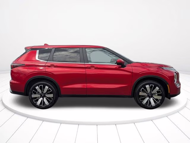 2026 Red Diamond Mitsubishi Outlander SE FWD SUV