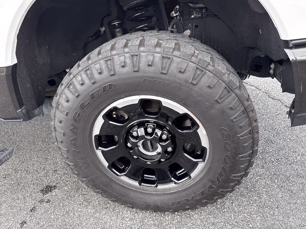 2025 Star White Metallic TC Ford Super Duty F-350 SRW King Ranch 4X4 Truck