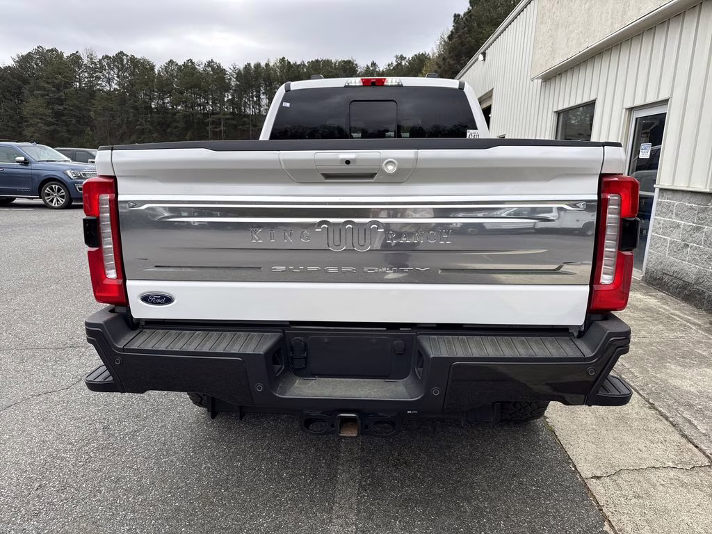 2025 Star White Metallic TC Ford Super Duty F-350 SRW King Ranch 4X4 Truck
