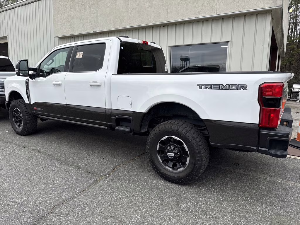 2025 Star White Metallic TC Ford Super Duty F-350 SRW King Ranch 4X4 Truck